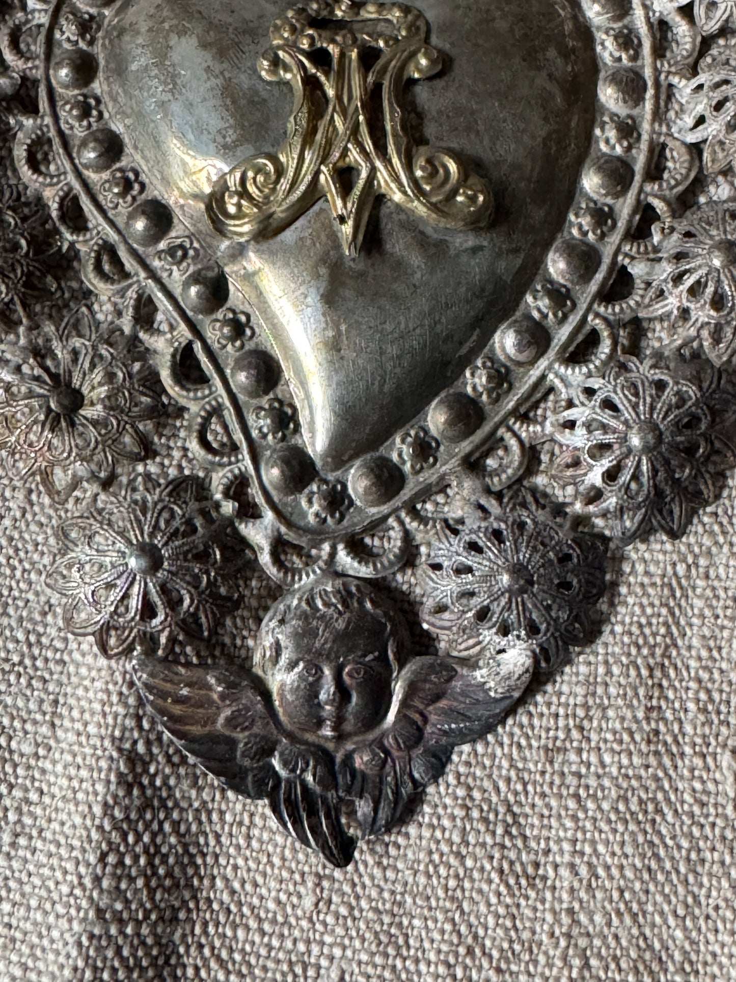 Antique sacred heart ex voto